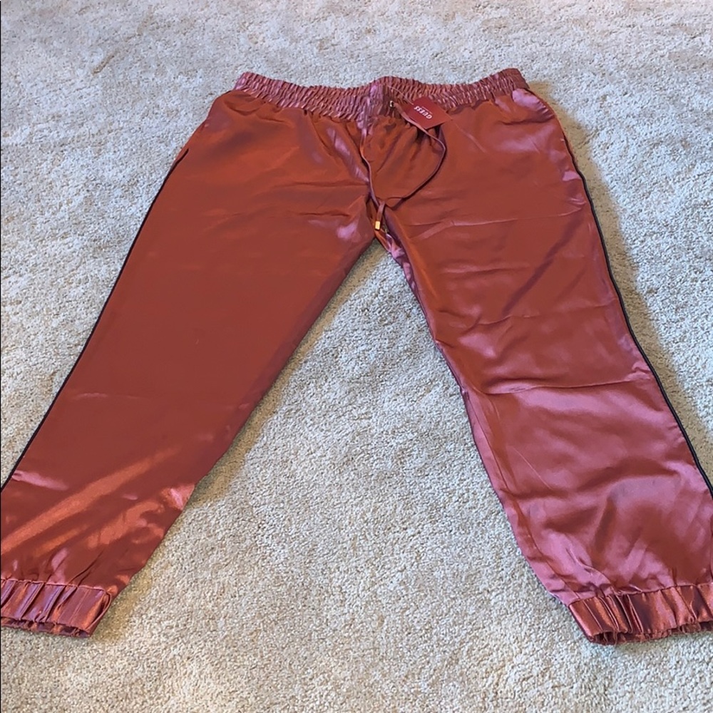 NWT- Guess Satin Track pants size large 😍